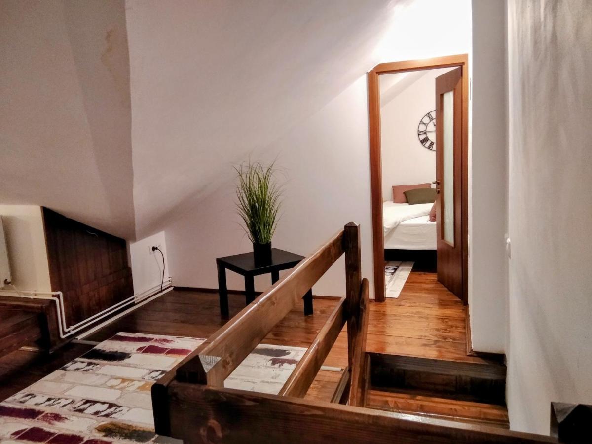 Lovely Central Apartment 브라쇼브 외부 사진