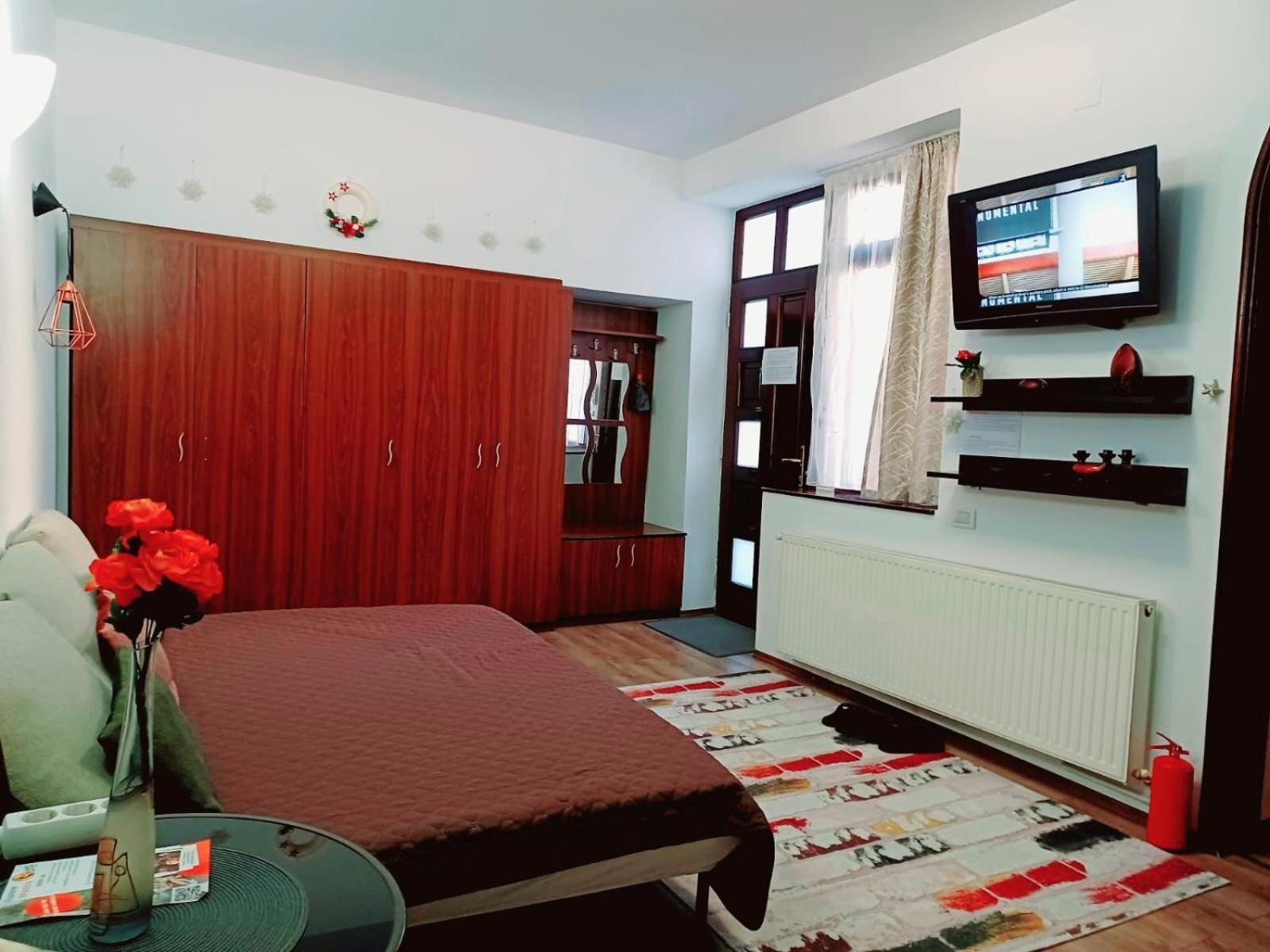 Lovely Central Apartment 브라쇼브 외부 사진